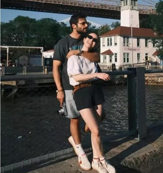Özge Gürel ve Serkan Çayoğlundan Evliliklerinin 3. Yılında Romantik Kutlama