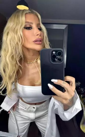 İrem Dericiden gülümseten tatil paylaşımı BEN BASEN KADINIYIM