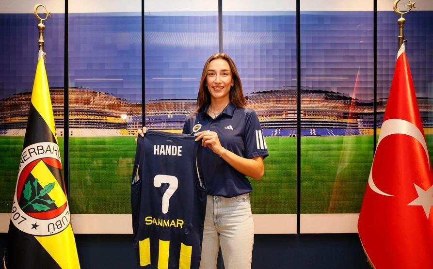 Hande Baladın ve Helin Kayıkçı, Fenerbahçe’ye imzayı attı