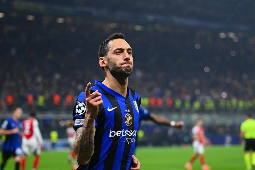Fenerbahçe, Hakan Çalhanoğlu transferi için bir kez daha…