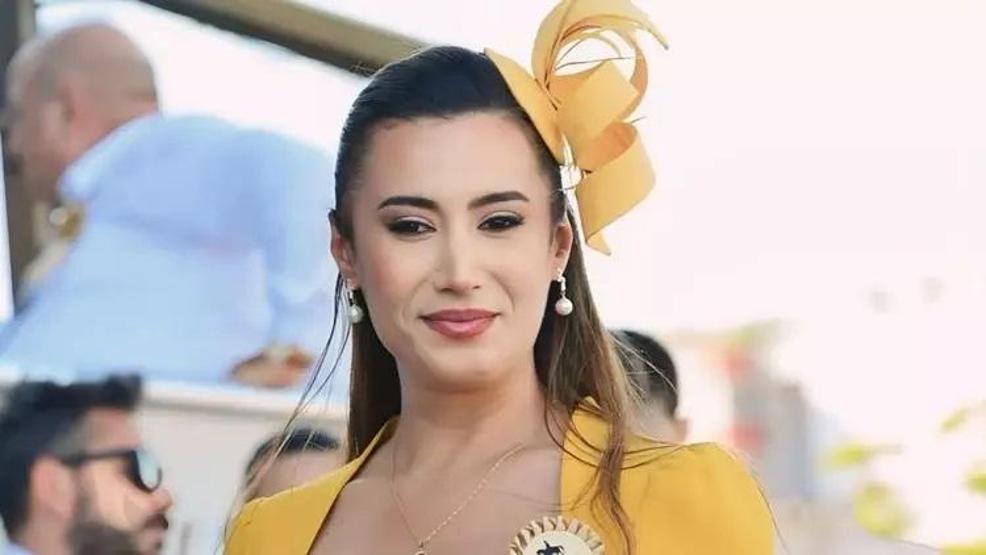Esen Gök neden öldü Esen Gök kimdir, kaç yaşındaydı Türkiyenin ilk kadın yarış spikeri evinde ölü bulundu