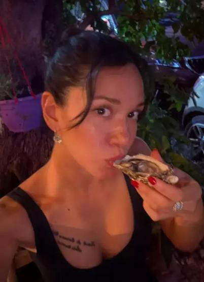 Hazal Subaşı ve Oğuzhan Koç çifti aşka geldi