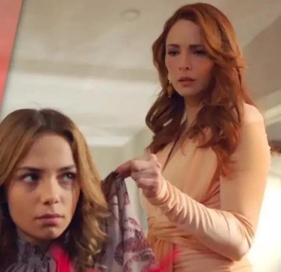 Bahar Şahin ve Mine Tugay Arasındaki Gerilim Büyüyor: Bana Düşman Olan Sensin