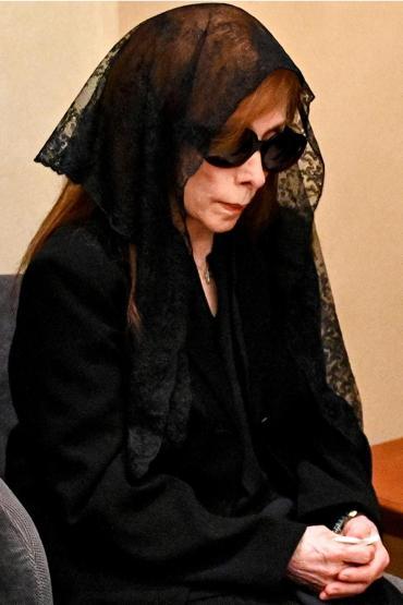 Bir Ã¼lke yasta Ziyad Rahbaniâ€™ye son veda: LÃ¼bnanÄ±n efsanevi sesi Feyruz, oÄŸlunun cenaze tÃ¶reninde gÃ¶rÃ¼ntÃ¼lendi