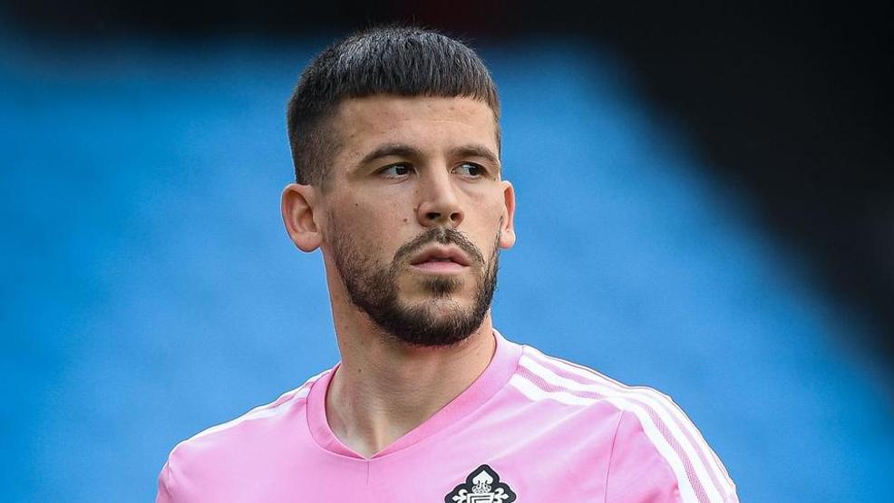 İspanyol yıldız futbolcu Carles Perez dehşeti yaşadı: Cinsel organını köpek parçaladı
