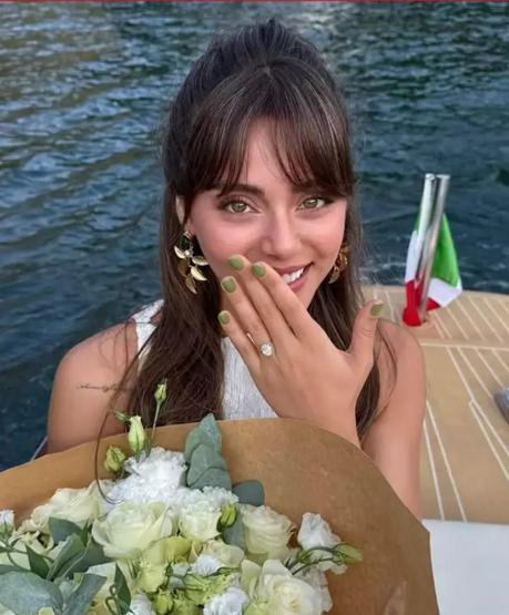 Sıla Türkoğlu, Ata Ayyıldız’dan Aldığı Romantik Teklife ‘Evet’ Dedi Çift, Evlilik Hazırlığı Yapıyor