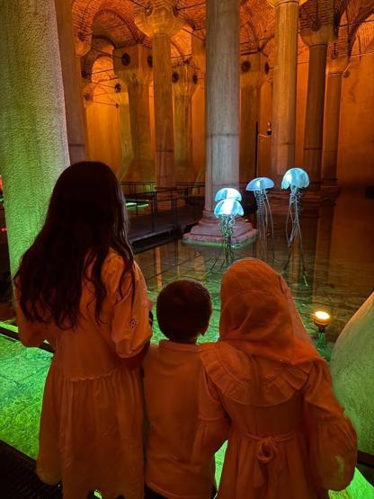 Galatasarayın yıldızı Icardinin büyük aşkı China Suarez ile çocuklarına bakın İSTANBULDAN SEVGİLERLE