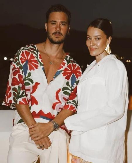 Pelin Akille 8 Yıllık Evliliğini Noktalamıştı Anıl Altandan Tatil Paylaşımları