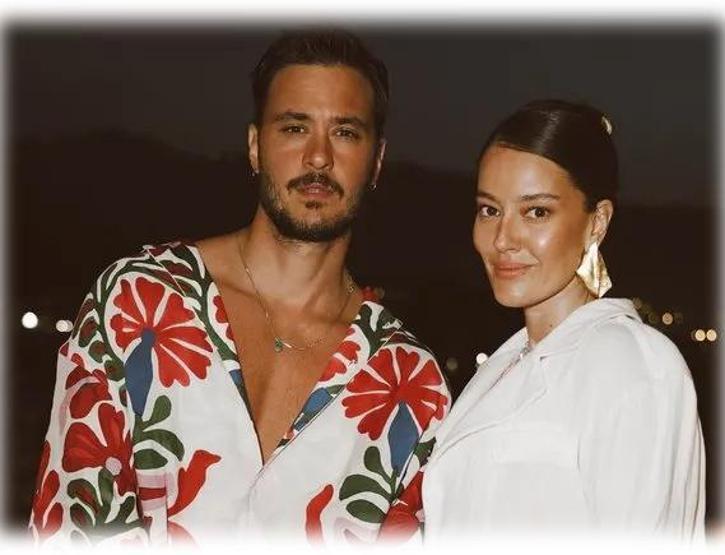 Pelin Akille 8 Yıllık Evliliğini Noktalamıştı Anıl Altandan Tatil Paylaşımları
