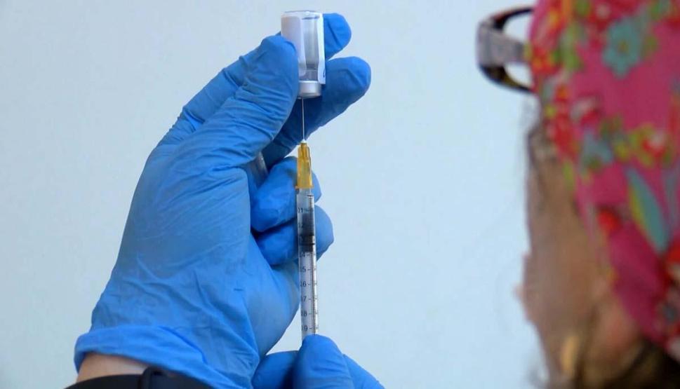 HPV aşısı erkek-kadın fark etmeksizin herkesi koruyor