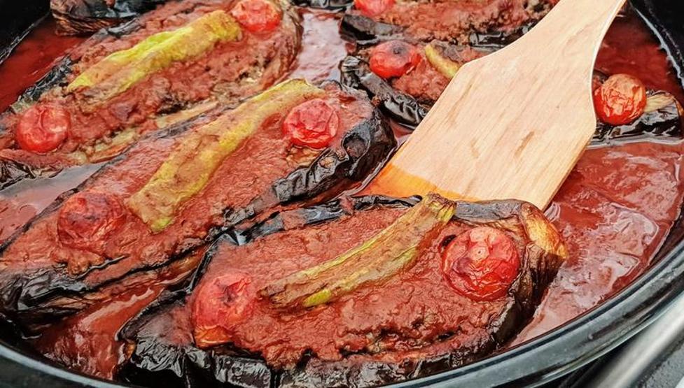 MASTERCHEF SOMER SİVRİOĞLUNUN EN SEVDİĞİ YEMEK 25-30 dakikada pişiyor Karnıyarık bu püf noktası ile daha lezzetli