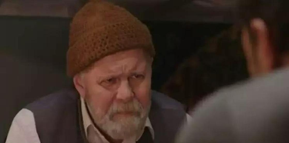 ‘Babam ve Oğlum’ filminin yıldızıydı Bakımevinde tedavi görüyor İşte Mahmut Gökgözün son hali...
