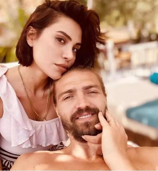 Caner Erkin Aşkını İlan Etti: Bakışına Ölürüm Be