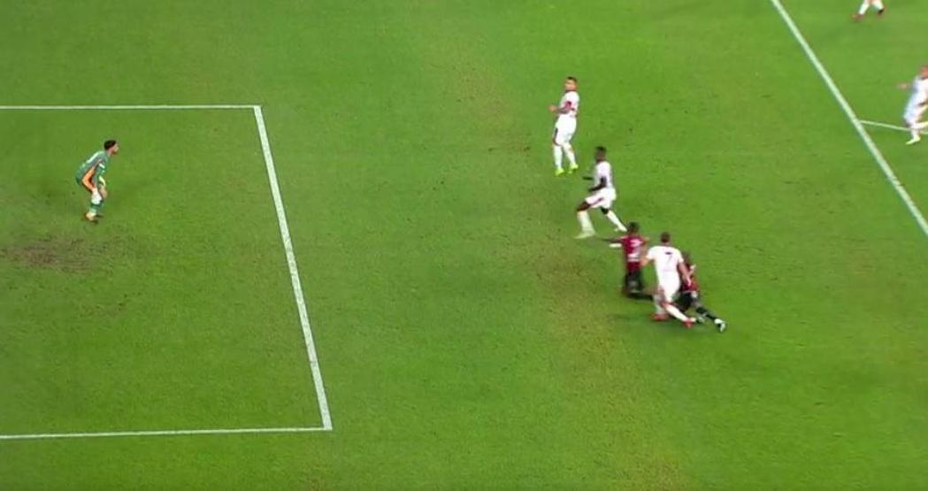 Gaziantep FK - Galatasaray maçının tartışmalı pozisyonları incelendi Penaltı kararı doğru mu