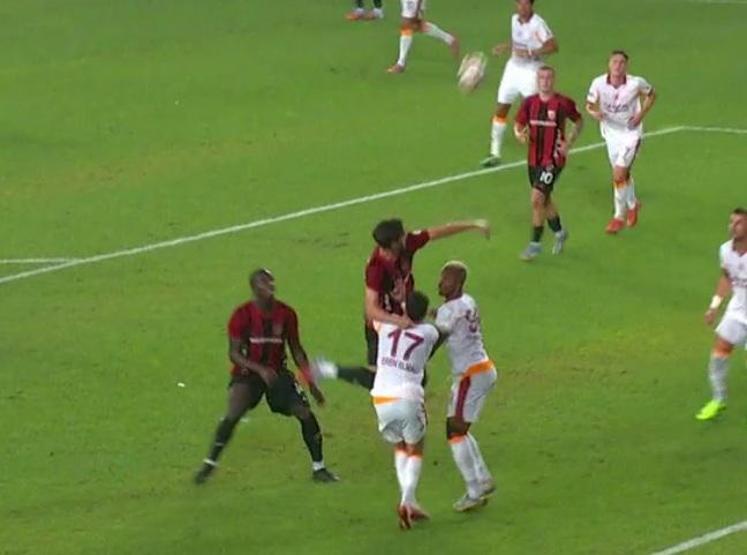 Gaziantep FK - Galatasaray maçının tartışmalı pozisyonları incelendi Penaltı kararı doğru mu