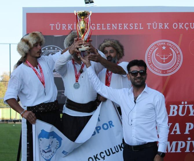 Sivasta düzenlenen Açık Hava Puta Şampiyonası, madalya ve kupa töreniyle sona erdi