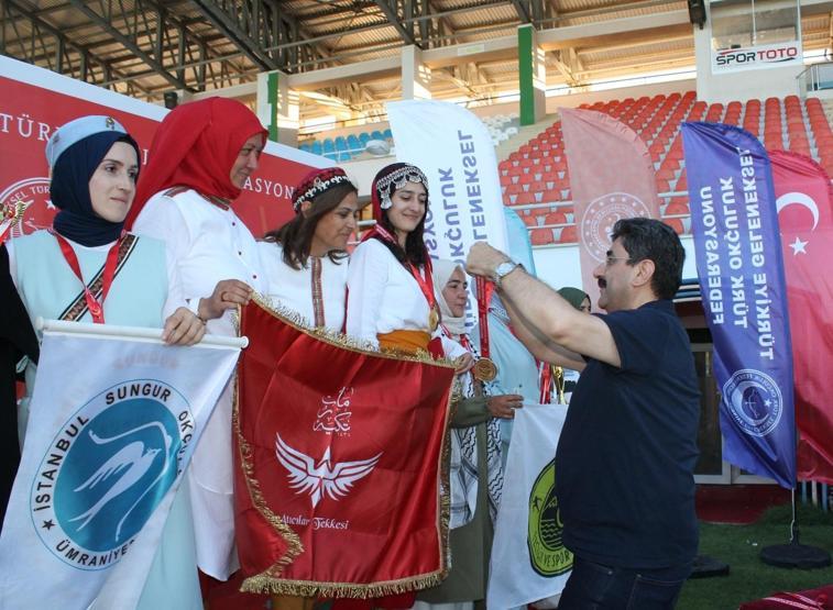 Sivasta düzenlenen Açık Hava Puta Şampiyonası, madalya ve kupa töreniyle sona erdi