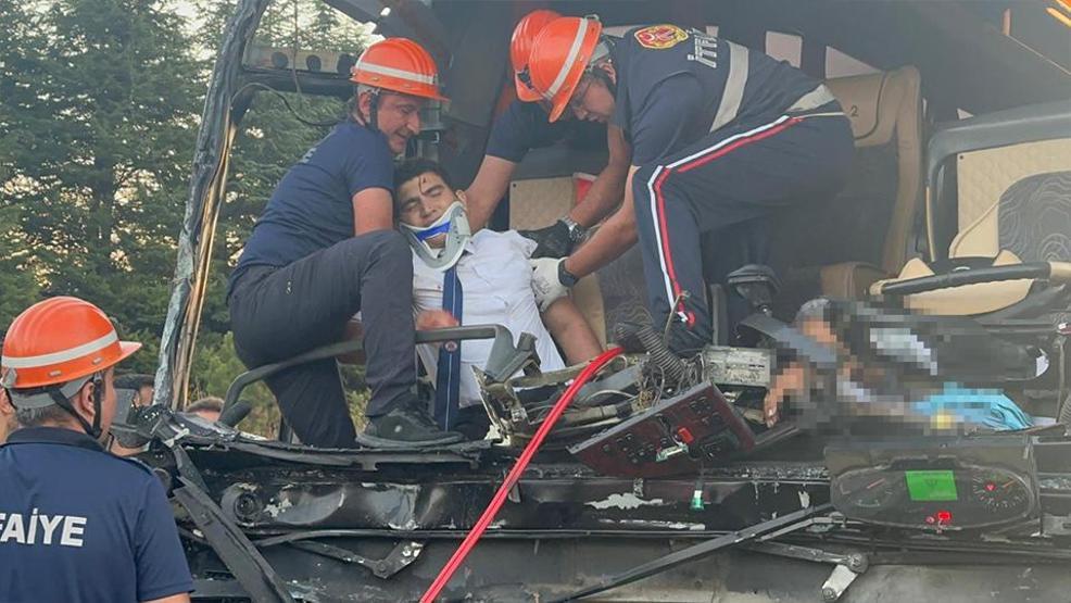 Boluda feci kaza: 1 kişi hayatını kaybetti, 10 kişi yaralandı