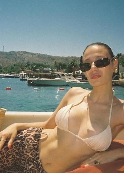 Sümeyye Aydoğandan Cesur Tatil Paylaşımı
