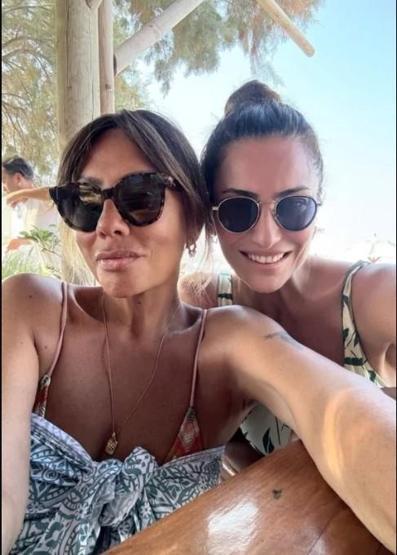 Işın Karacadan Şaşırtıcı Değişim 24 Kilo Verdi, Bikinili Pozuyla Göz Doldurdu