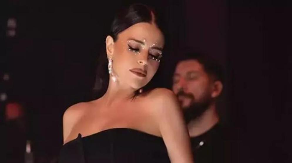 Simge Sağın’dan Erdem Kınay’a Sert Yanıt: “Tek Başıma Yüzdüm”