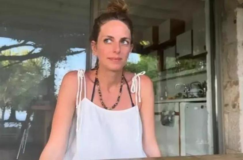 Bige Önal Akrep Sokması Sonrası Hastaneye Kaldırıldı Necip Memilli Yardım Etti