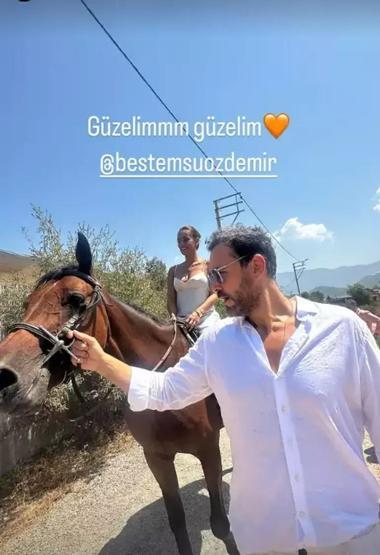 Bestemsu Özdemir Ve Ersin Görkem Evleniyor Damat Gelini Atla Aldı... İşte İlk Kareler