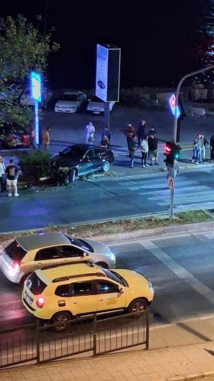 Eski belediye başkanı kaza yaptı Ehliyetsiz ve alkollü çıktı
