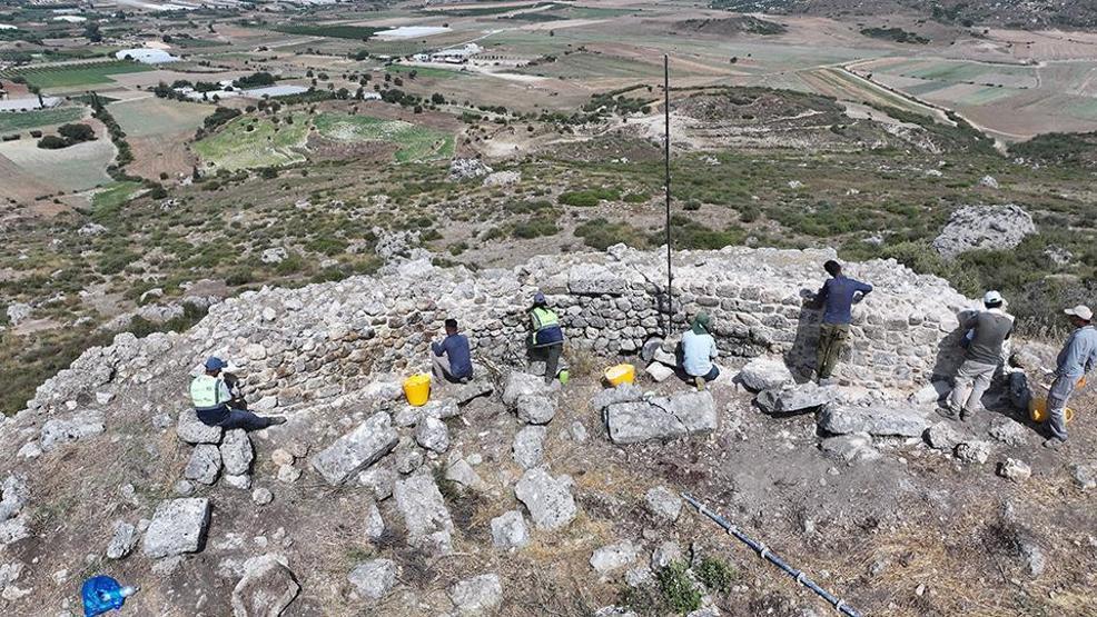 6 MEDENİYETLİK SIR Helenistik’ten Osmanlı’ya: Sillyon’un gizemli ana caddesi keşfedildi