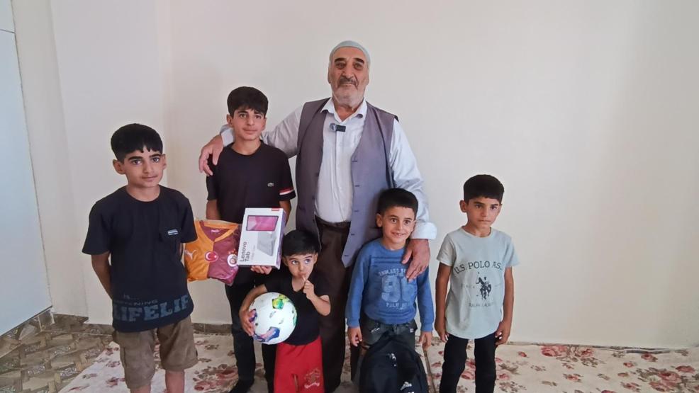 Çöpün yanında bulduğu 1,6 milyon liralık altını polise teslim etti