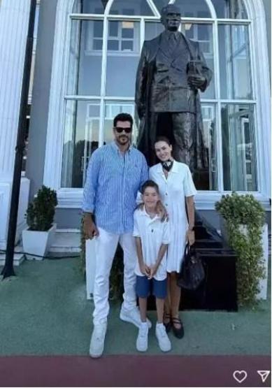 Fahriye Evcen ve Burak Özçivitten Ayrılık İddialarına Yanıt: Oğulları Karan İlkokulda