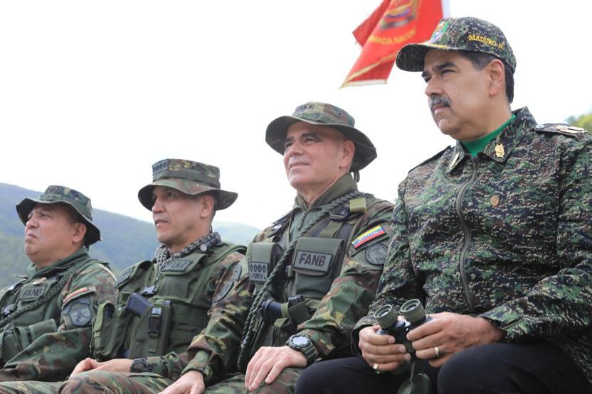 ABD ile gerilim sonrası Venezuela teyakkuzda: Rus uçakları hazırda bekletiliyor
