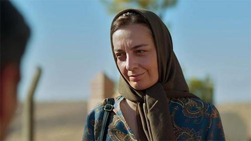 Uzak Şehirde Cihan ve Alya El Ele Yeni Sezon Tanıtımına Damga Vuran Sözler: Bu Mezarda Yatan Boran Albora Değil, Benim Kocam