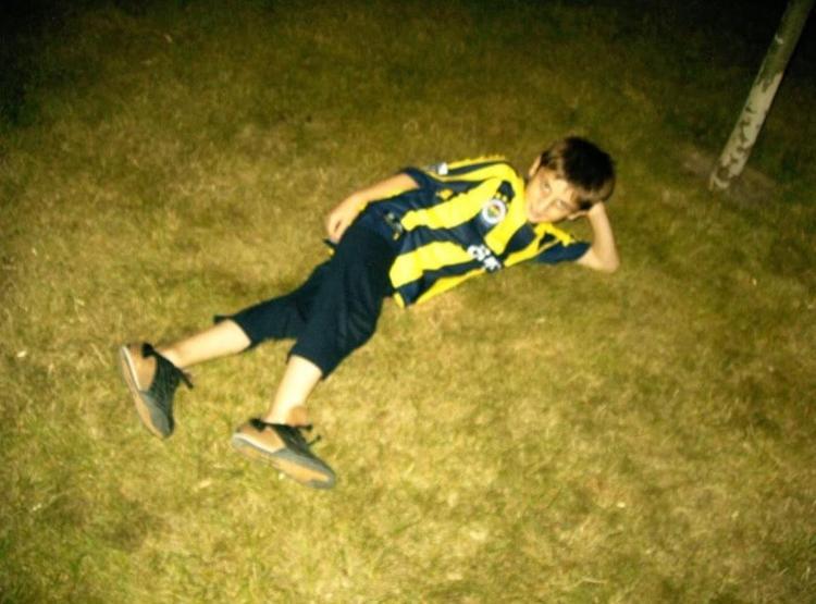 Kerem Aktürkoğlunun çocukluk fotoğrafı gündem oldu: Türkiyenin en şerefli kulübü sözlerine açıklama