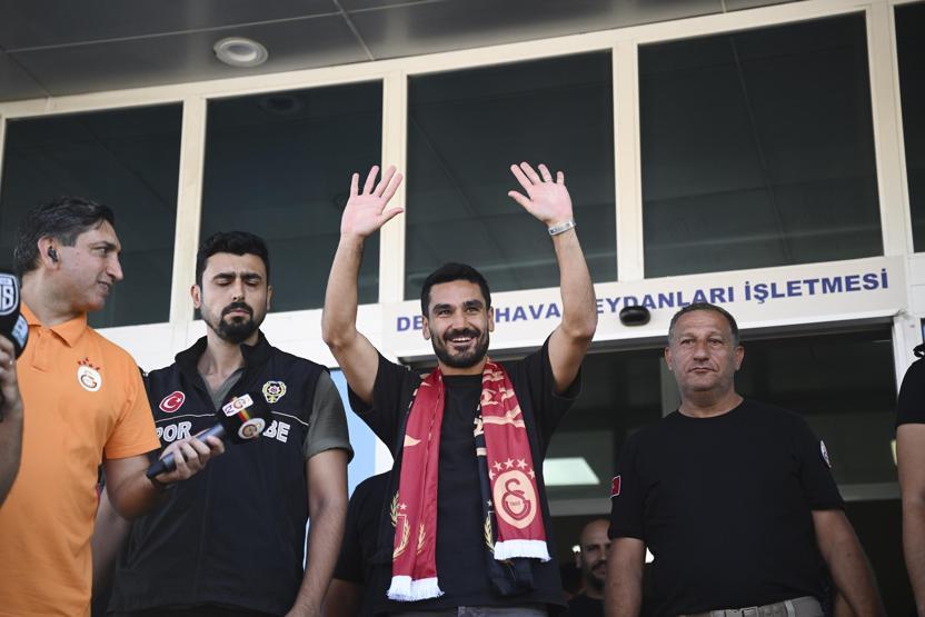 Galatasarayın yeni transferi İlkay Gündoğan, İstanbulda İlk açıklama...