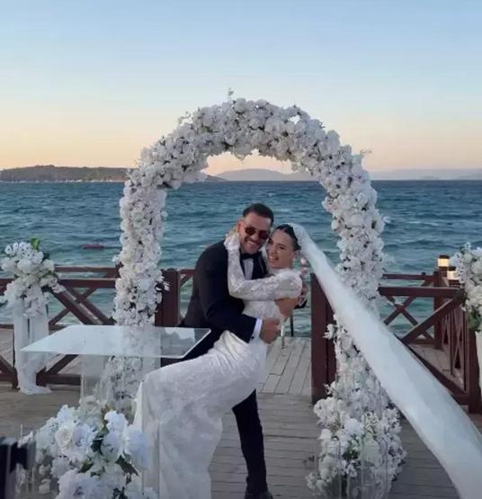 Survivor Eski Yarışmacısı Kardeniz Kılıç Evlendi İşte Nikahtan Kareler