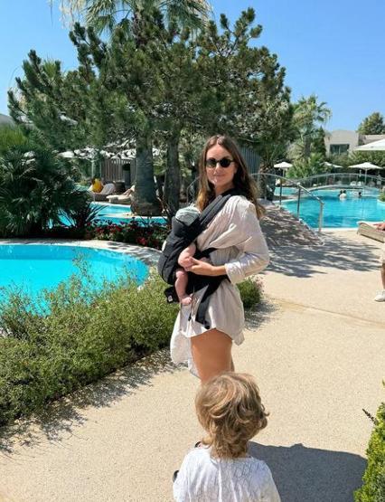 A Milli Takımın yıldızı Merih Demiralın eşi güzelliğiyle görenleri büyüledi Heidi Yenge herkesi solladı