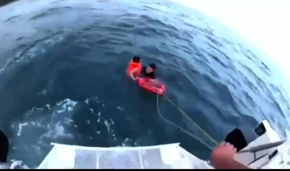 Nefes kesen kurtarma operasyonu: 6 yaşındaki çocuk 1200 metre açıkta kurtarıldı