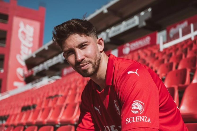 Galatasarayda transfer bitmiyor Orta sahaya iki isim daha geliyor...