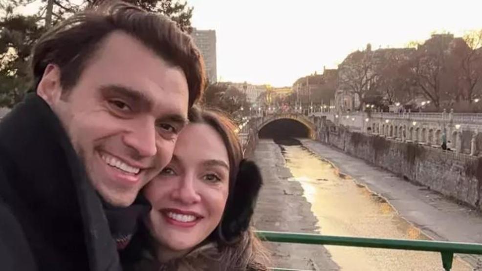 Birce Akalay’dan Sevgilisi Hakan Kurtaş’a Romantik Doğum Günü Mesajı