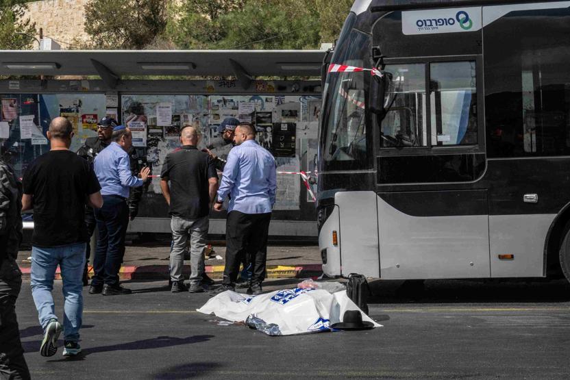 Kudüste silahlı saldırı İsrail medyası: Otobüsün içinde ateş açtı... 6 ölü