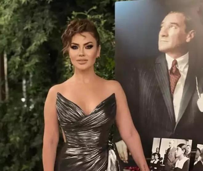 Şarkıcı Lara’dan Sağlık Durumu Hakkında Yeni Açıklama Beynindeki Kitle Sonuçları Belli Oldu