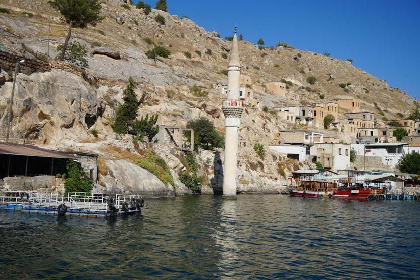 Fıratın incisi Rumkaleye ilgi artıyor