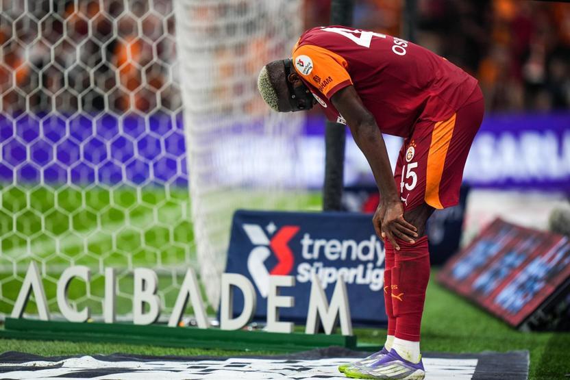 Victor Osimhenden Galatasaray taraftarlarına müjde