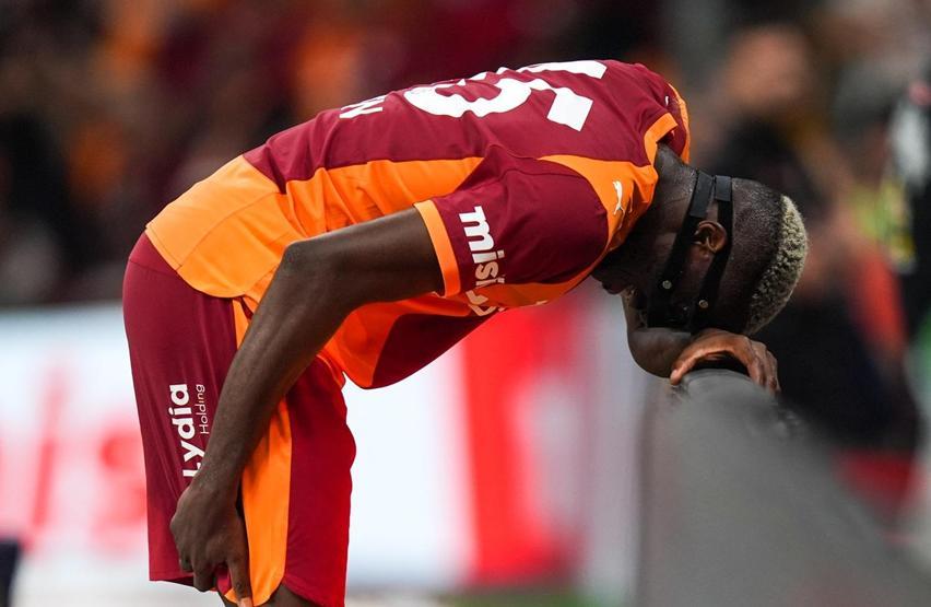Victor Osimhenden Galatasaray taraftarlarına müjde