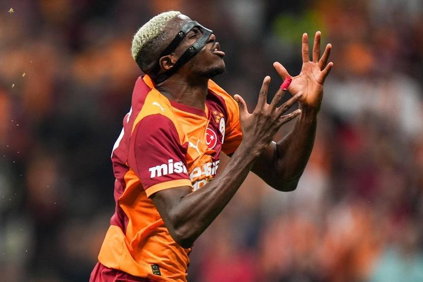 Victor Osimhenden Galatasaray taraftarlarına müjde