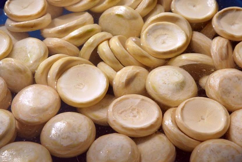BAĞIRSAK SORUNLARINA KARŞI 10 SÜPER BESİN Omega-3 ve lif açısından zengin Sindirim sistemine destek oluyor