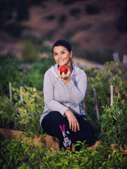 Salça kavurdu, yufka açtı Açelya Akkoyun sosyal medyayı salladı: Gerçek güç, bir arada üretmekte