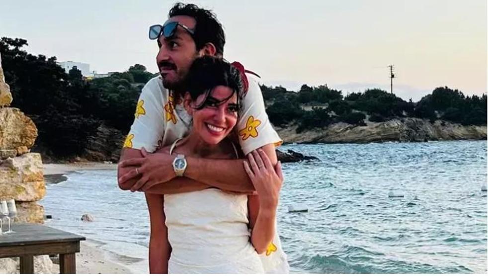 Ceren Moraydan Nikah Sonrası İlk Paylaşım: Darısı Başınıza Kardeşim