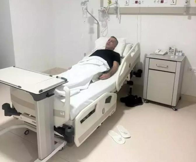 Haluk Levent’ten Korkutan Haber: Hastaneye Kaldırıldı, Son Durumu Açıkladı